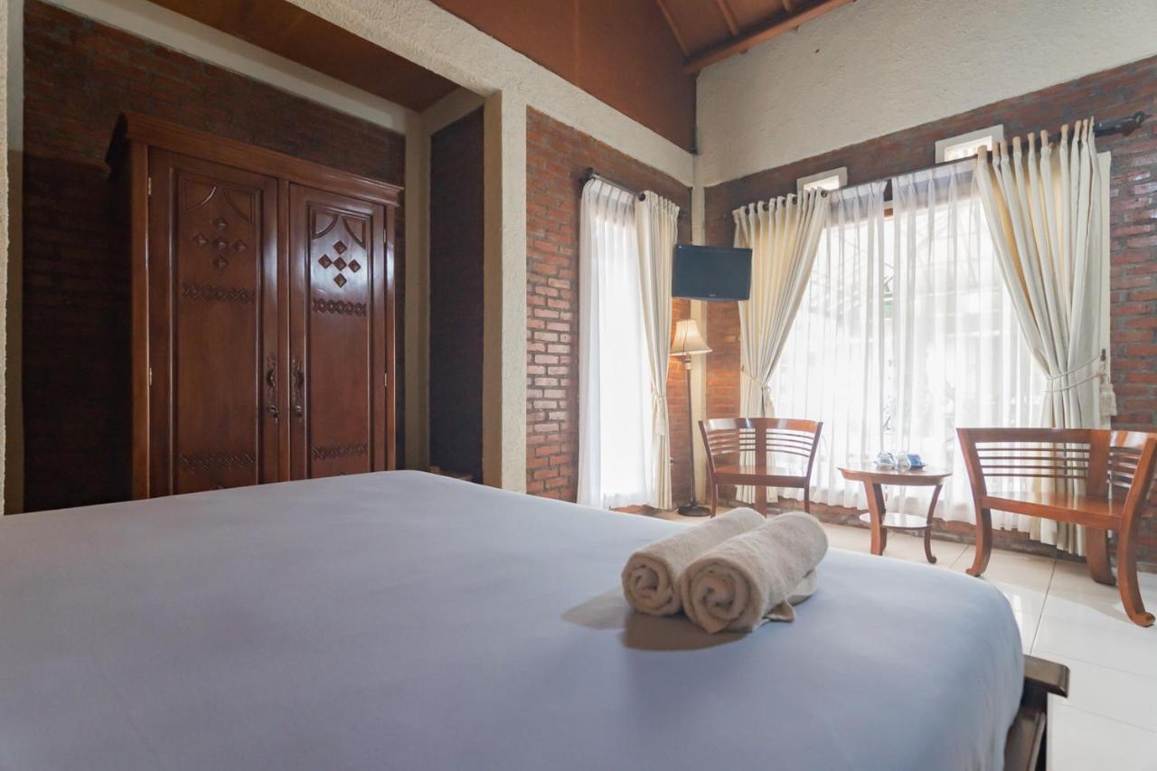 Samakta Guest House Lembang Eksteriør billede